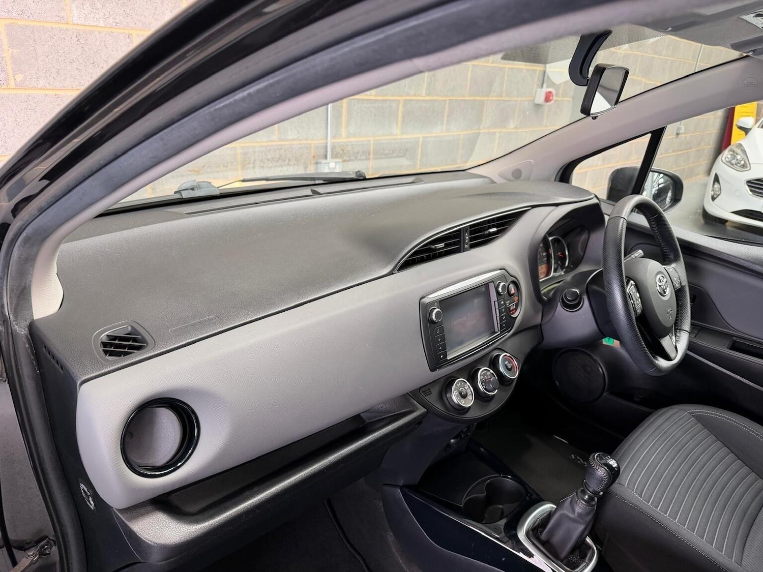 Used Toyota Yaris 2016 for sale - 78121574: Photo 10