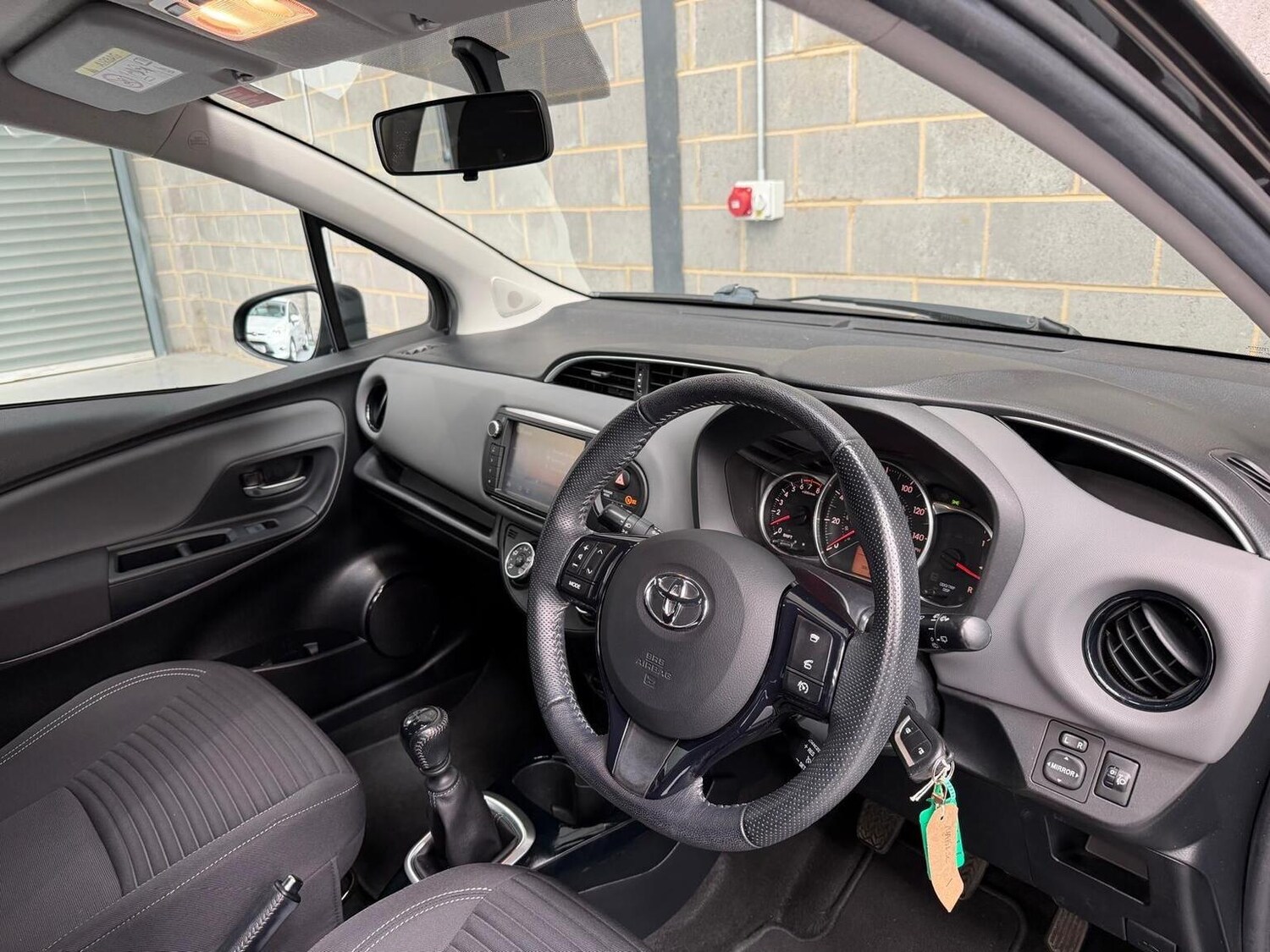 Used Toyota Yaris 2016 for sale - 78121574: Photo 11