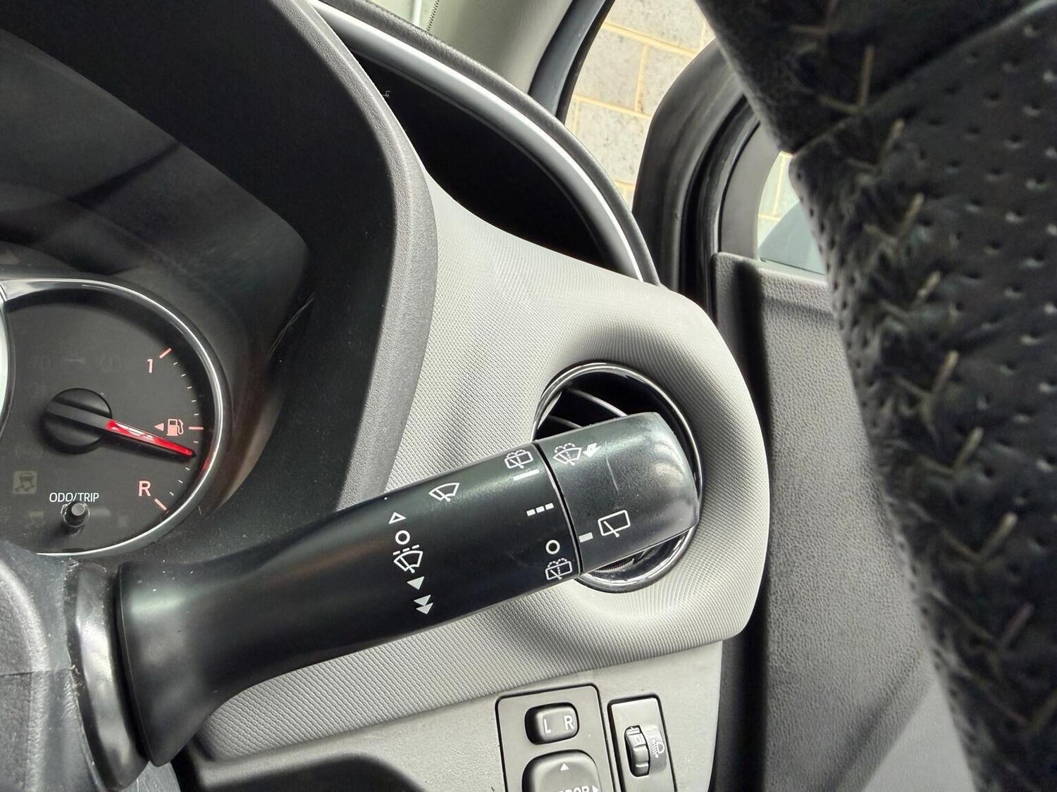 Used Toyota Yaris 2016 for sale - 78121574: Photo 22