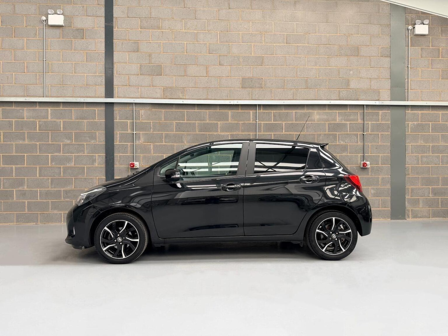 Used Toyota Yaris 2016 for sale - 78121574: Photo 6