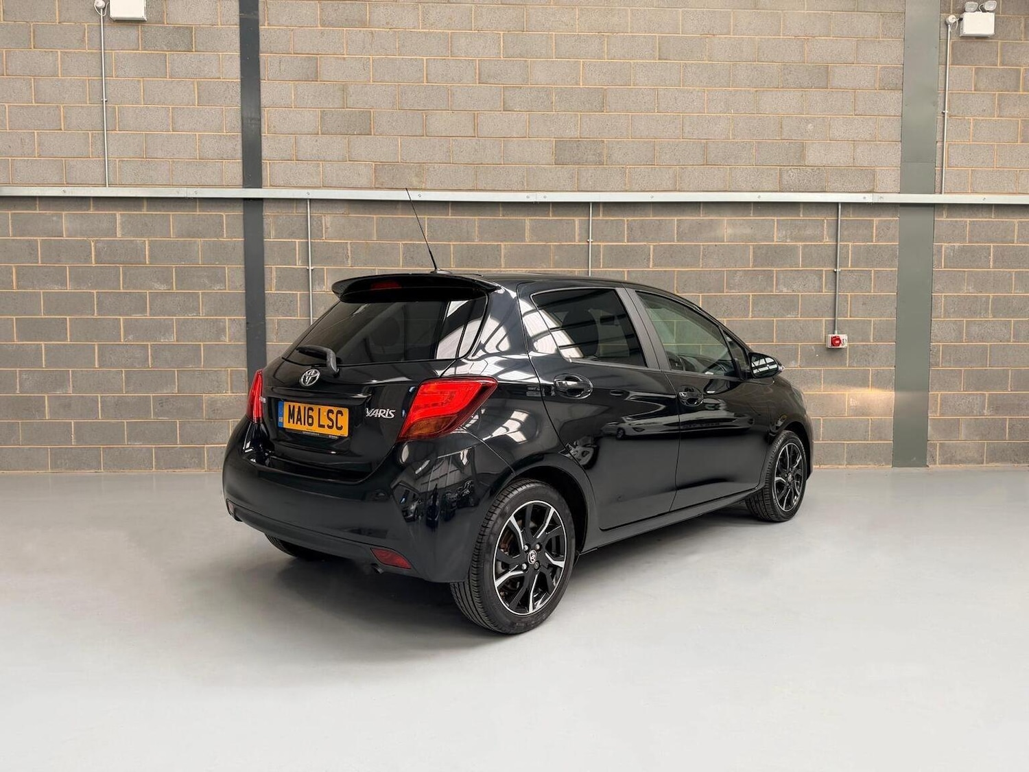 Used Toyota Yaris 2016 for sale - 78121574: Photo 9