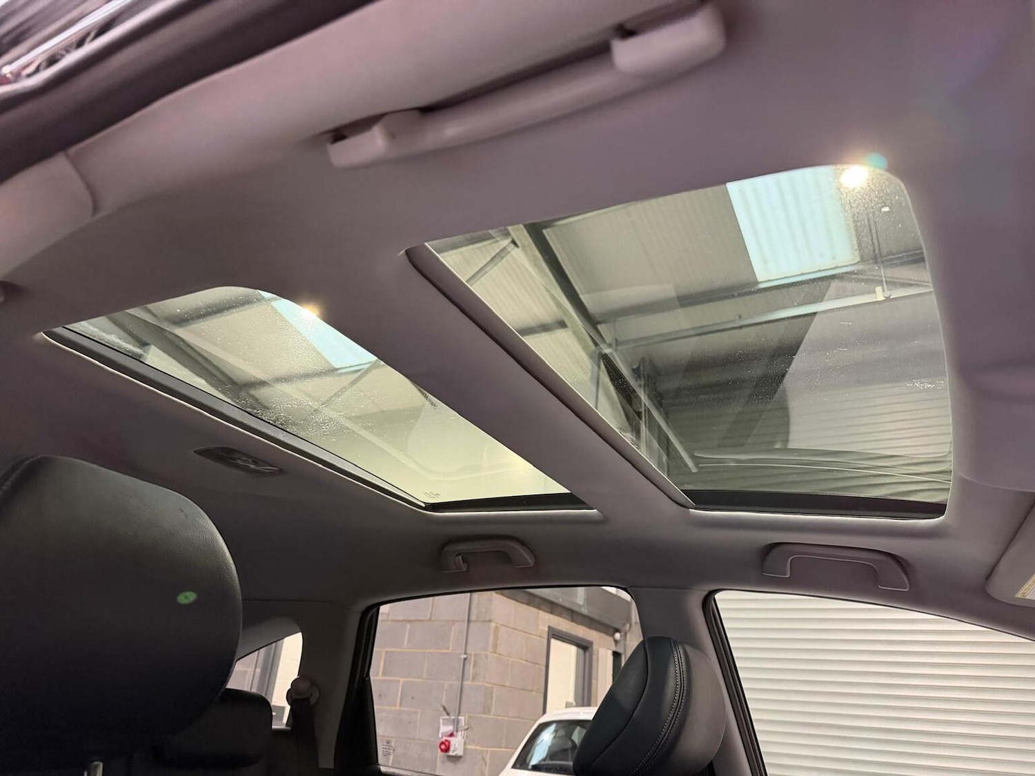 Used Honda CR-V 2011 for sale - 77296838: Photo 47