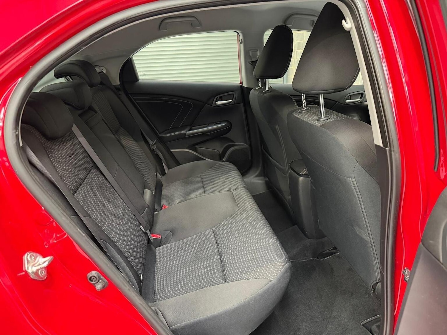 Used Honda Civic 2015 for sale - 77162240: Photo 16