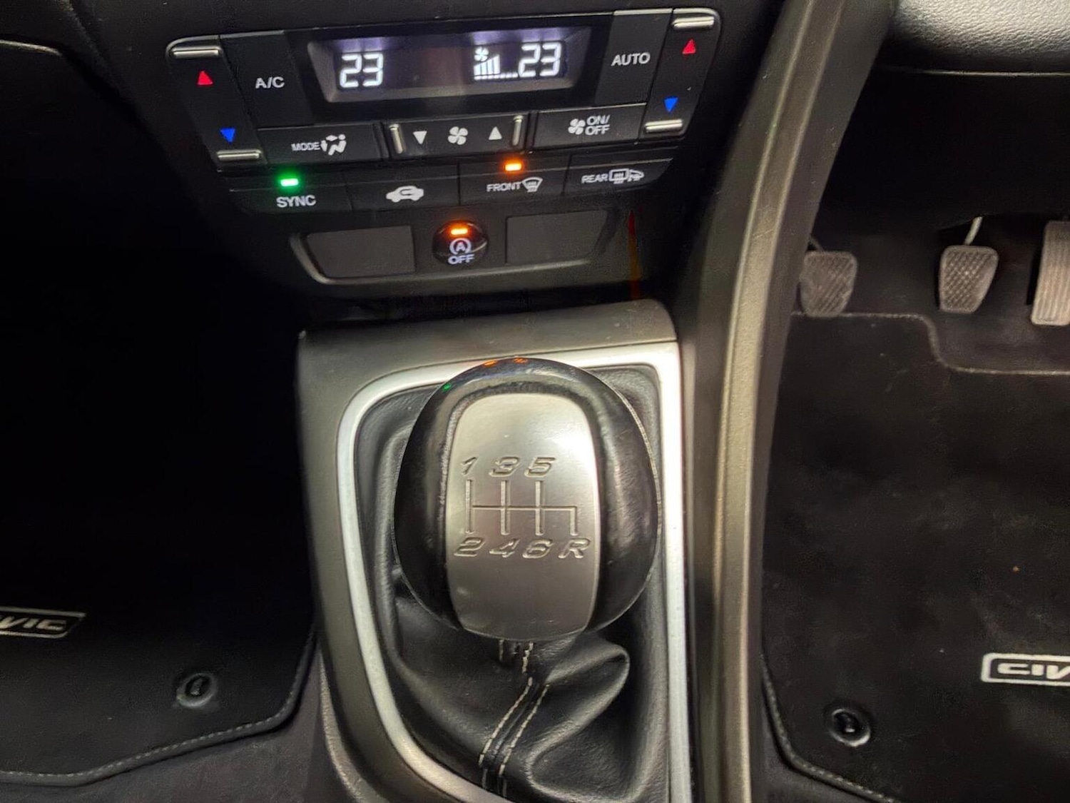 Used Honda Civic 2015 for sale - 77162240: Photo 25