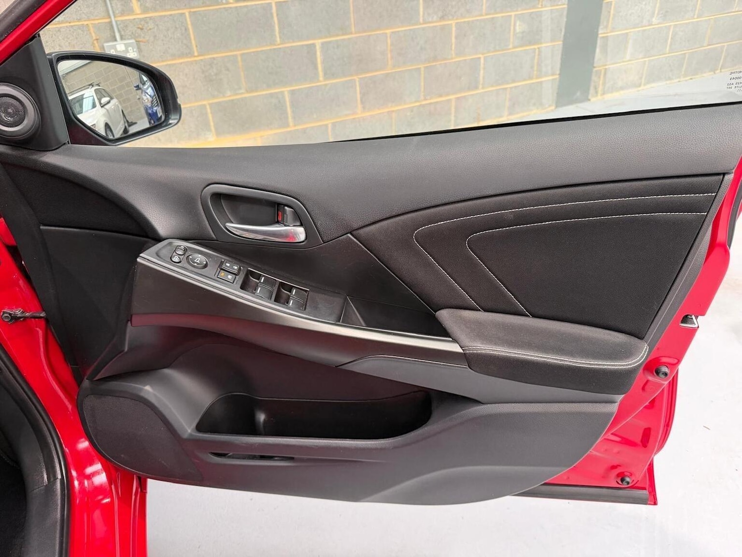 Used Honda Civic 2015 for sale - 77162240: Photo 27