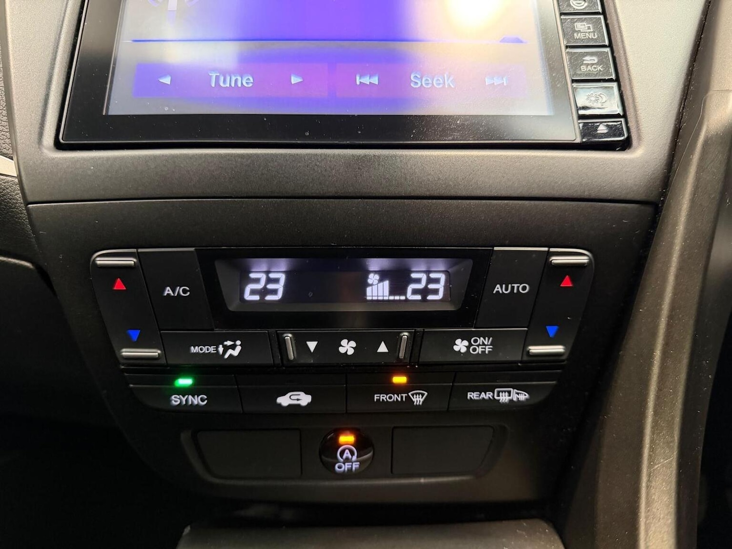 Used Honda Civic 2015 for sale - 77162240: Photo 33