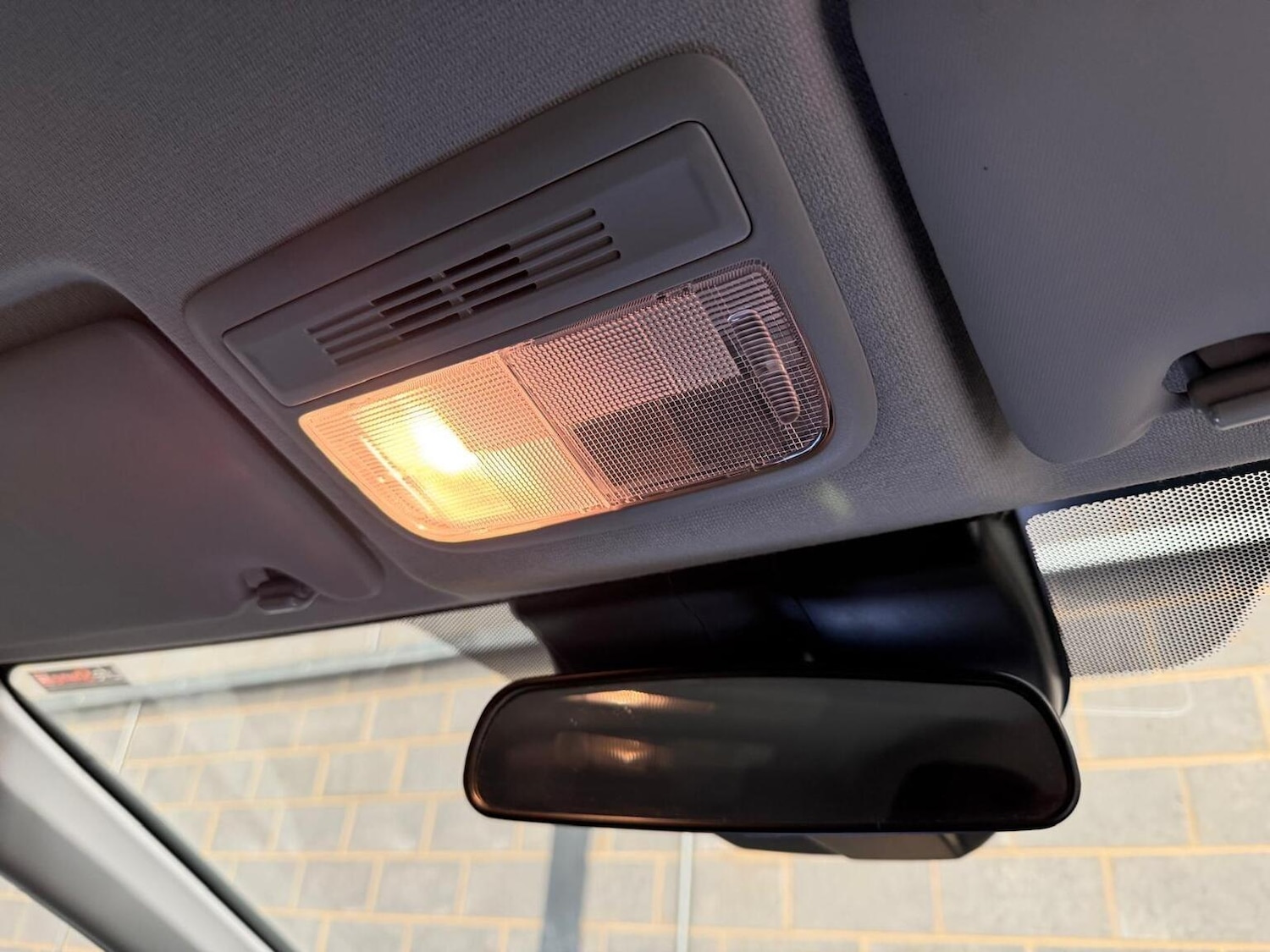 Used Honda Civic 2015 for sale - 77162240: Photo 48