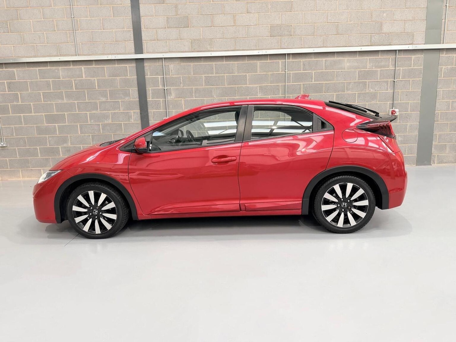 Used Honda Civic 2015 for sale - 77162240: Photo 6
