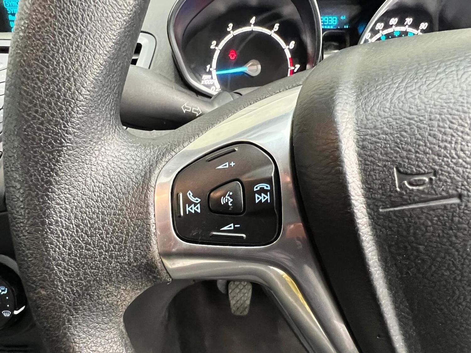 Used Ford Fiesta 2015 for sale - 76945393: Photo 17