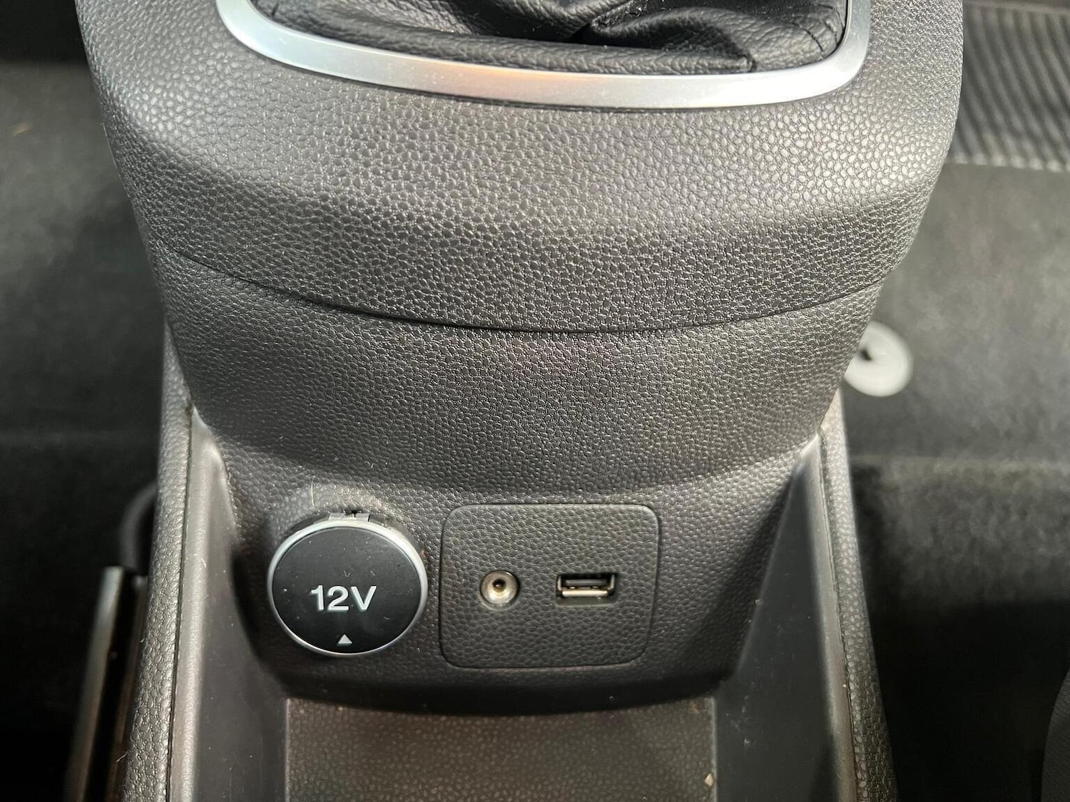 Used Ford Fiesta 2015 for sale - 76945393: Photo 44