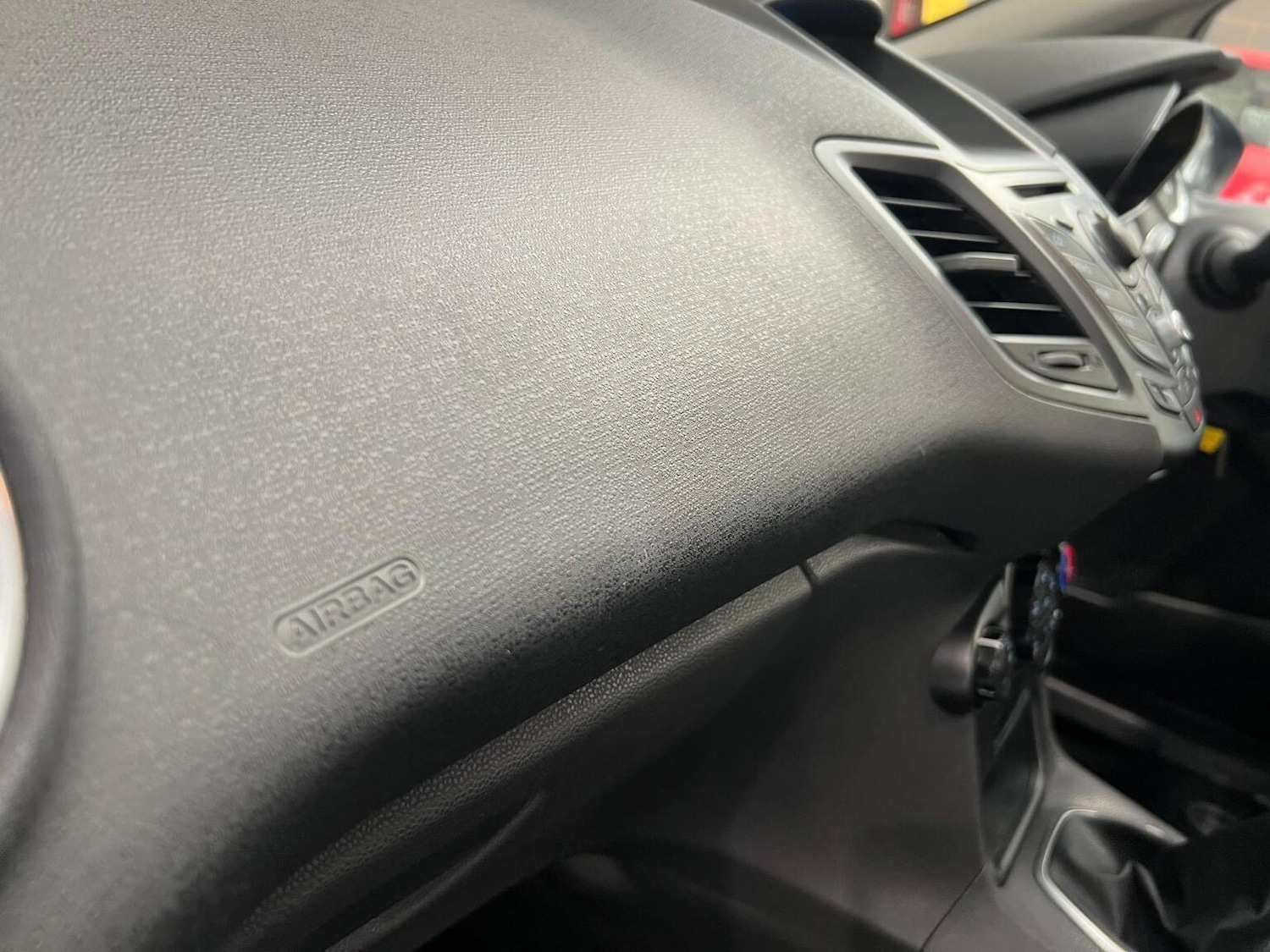 Used Ford Fiesta 2015 for sale - 76945393: Photo 45