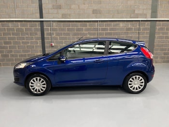 Used Ford Fiesta 2015 for sale - 76945393: Photo