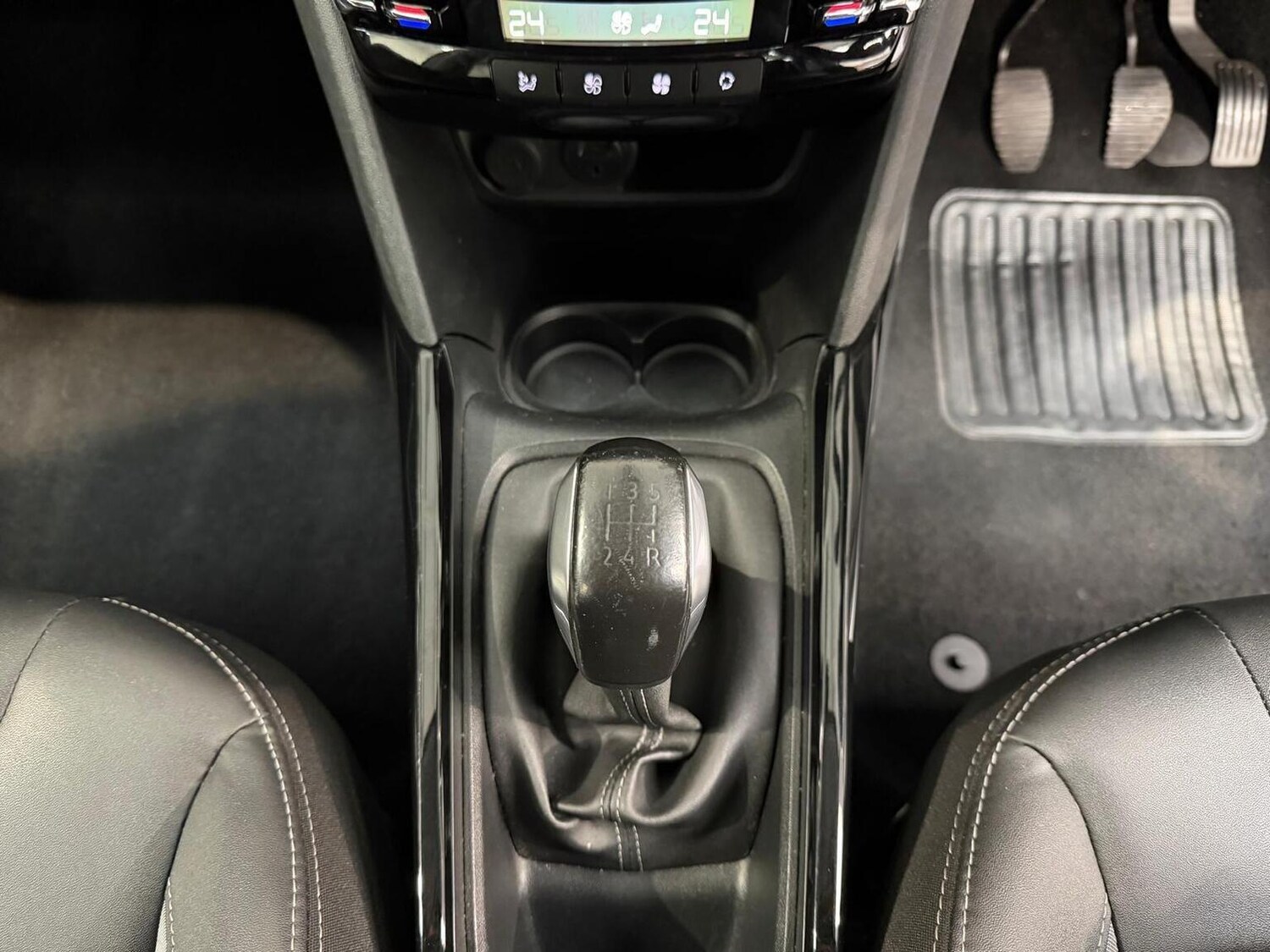 Used Peugeot 2008 2018 for sale - 77789328: Photo 11