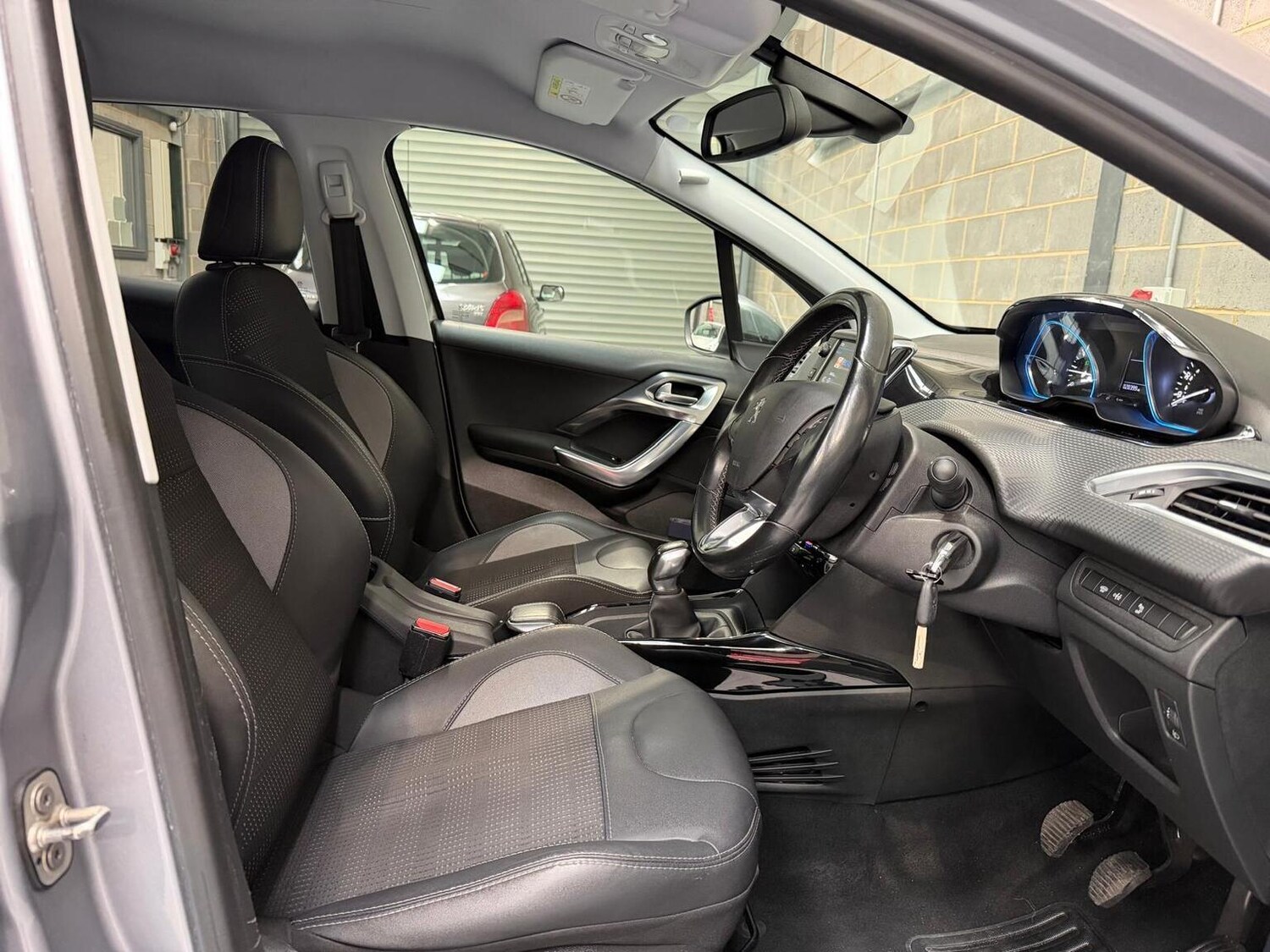 Used Peugeot 2008 2018 for sale - 77789328: Photo 14