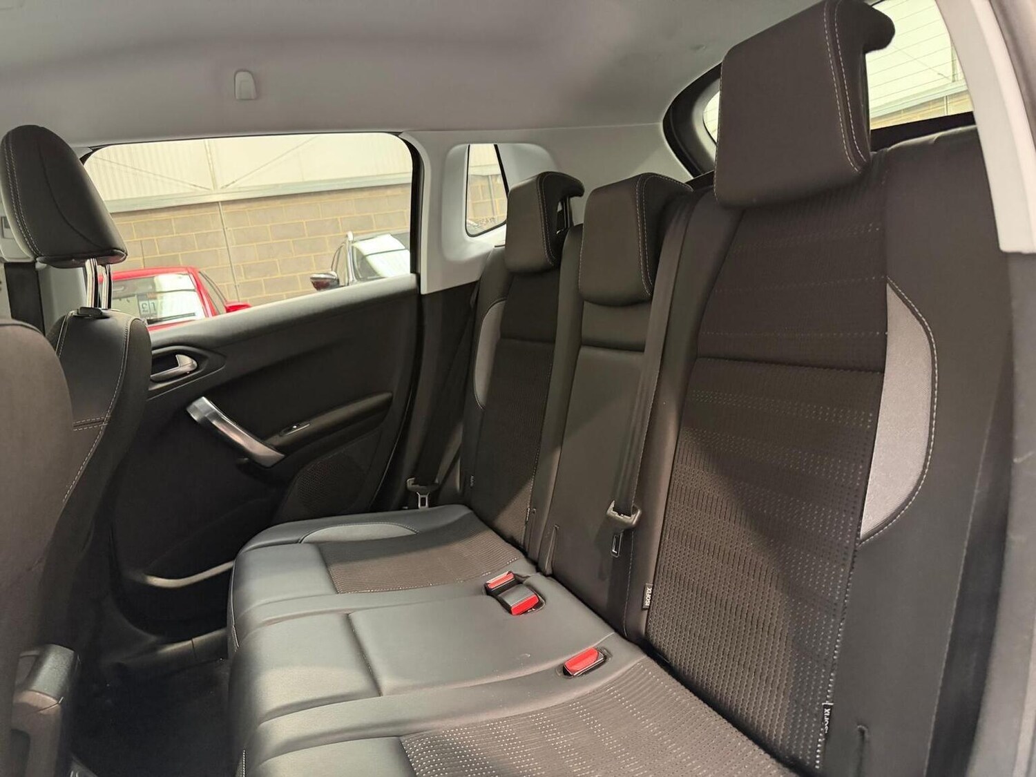 Used Peugeot 2008 2018 for sale - 77789328: Photo 15