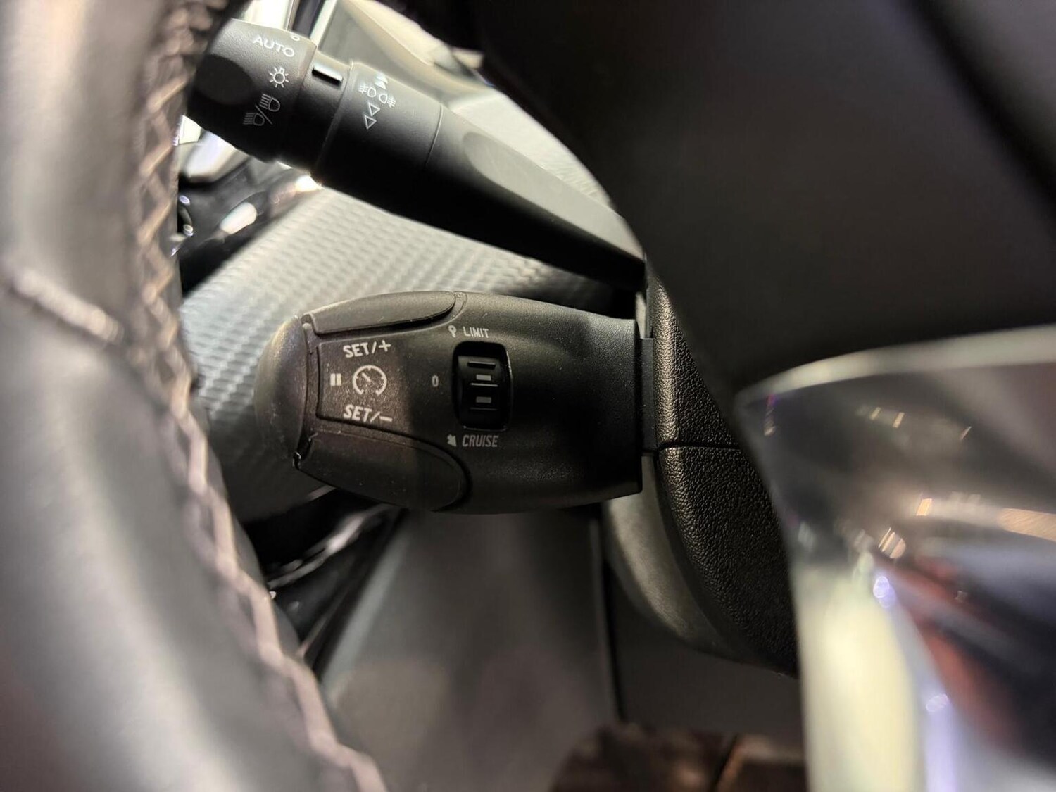 Used Peugeot 2008 2018 for sale - 77789328: Photo 19