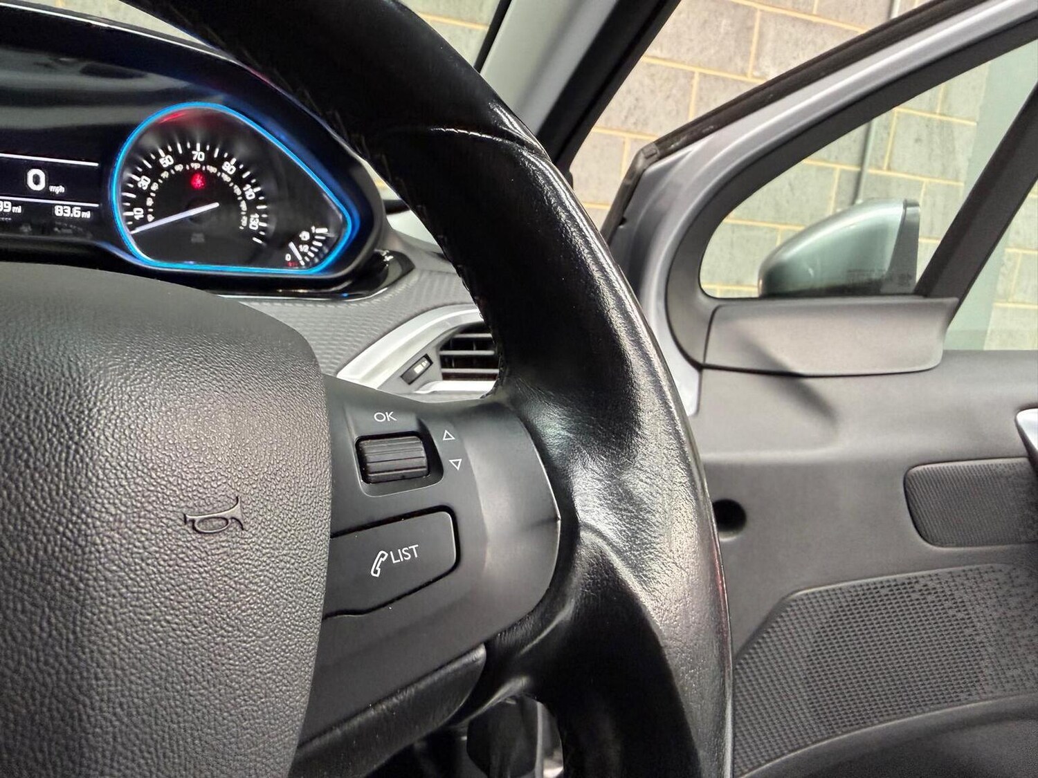 Used Peugeot 2008 2018 for sale - 77789328: Photo 22