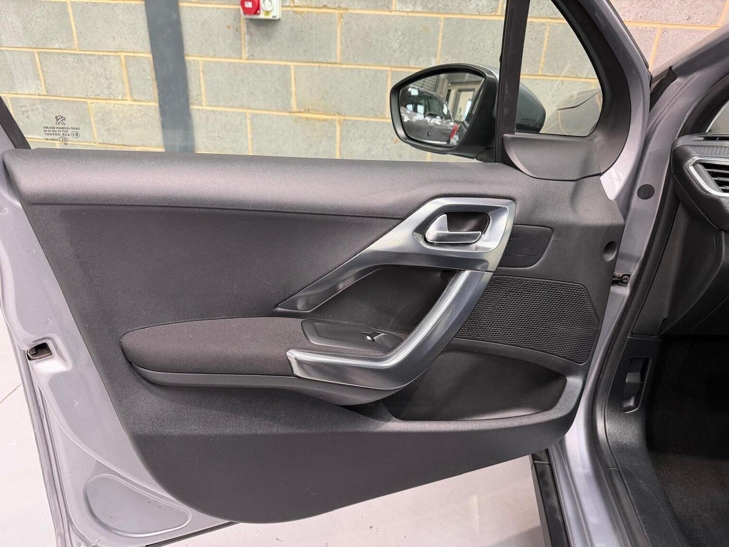 Used Peugeot 2008 2018 for sale - 77789328: Photo 24