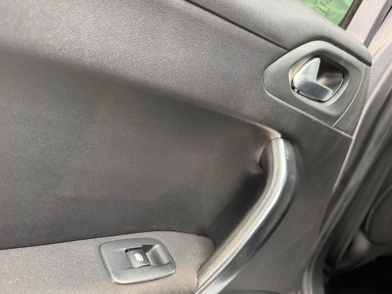 Used Peugeot 2008 2018 for sale - 77789328: Photo 26