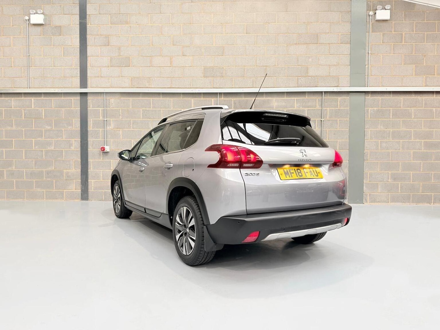 Used Peugeot 2008 2018 for sale - 77789328: Photo 4