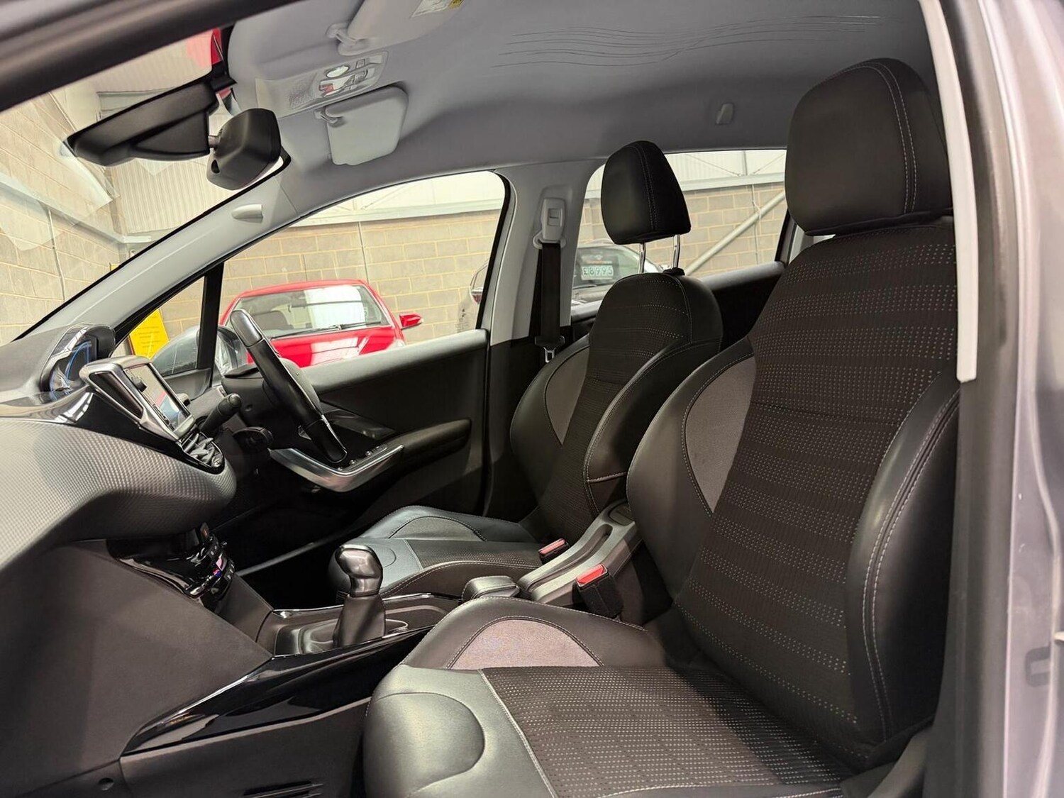 Used Peugeot 2008 2018 for sale - 77789328: Photo 40