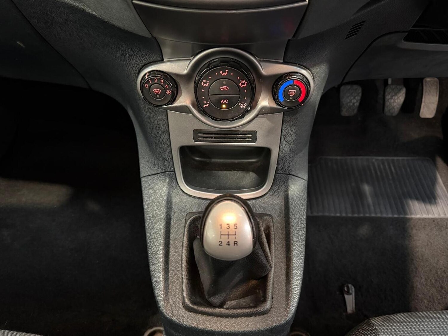 Used Ford Fiesta 2009 for sale - 77474810: Photo 11