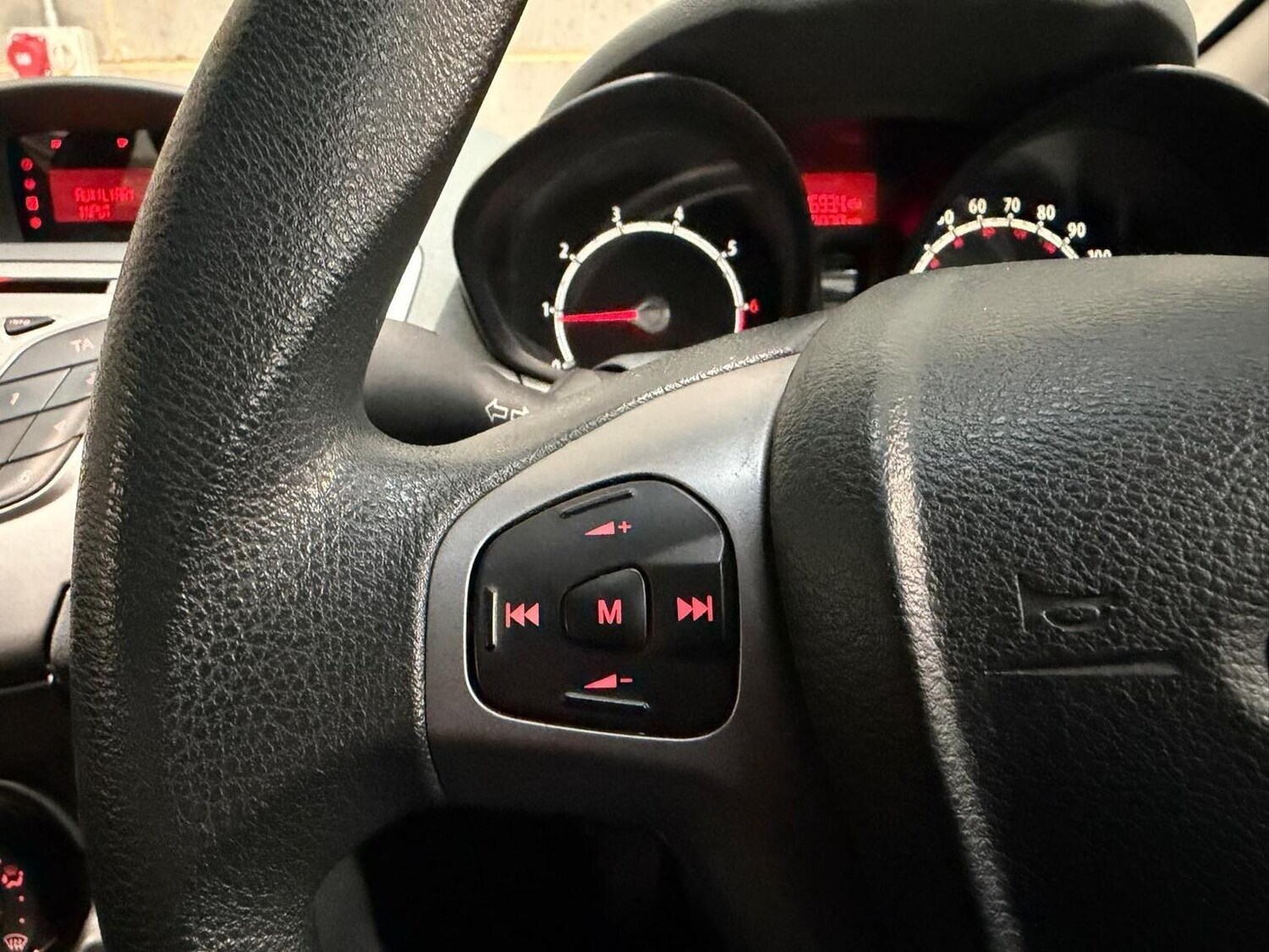 Used Ford Fiesta 2009 for sale - 77474810: Photo 20