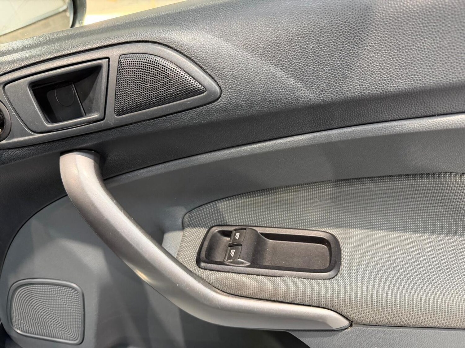 Used Ford Fiesta 2009 for sale - 77474810: Photo 24