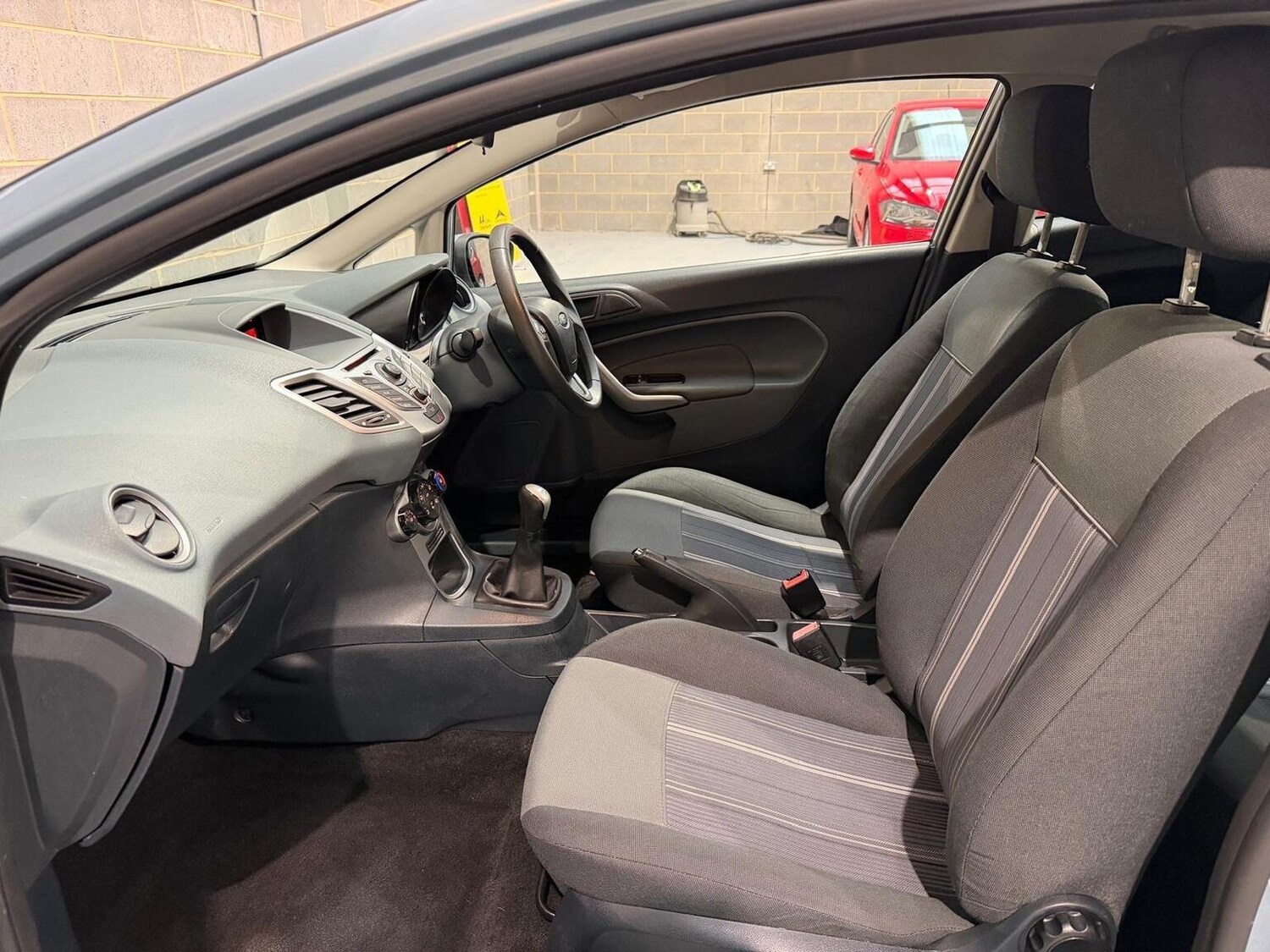 Used Ford Fiesta 2009 for sale - 77474810: Photo 29