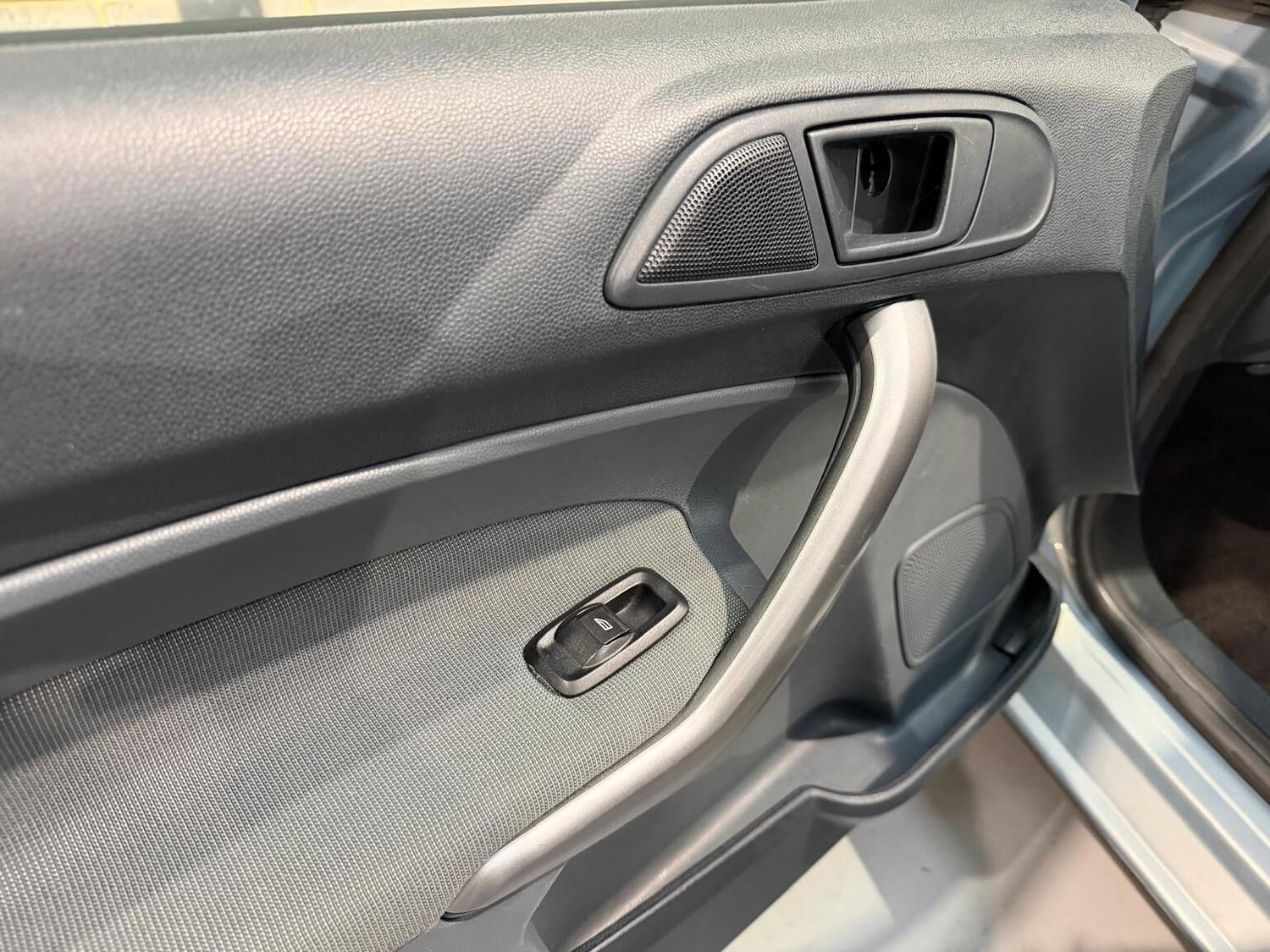 Used Ford Fiesta 2009 for sale - 77474810: Photo 41