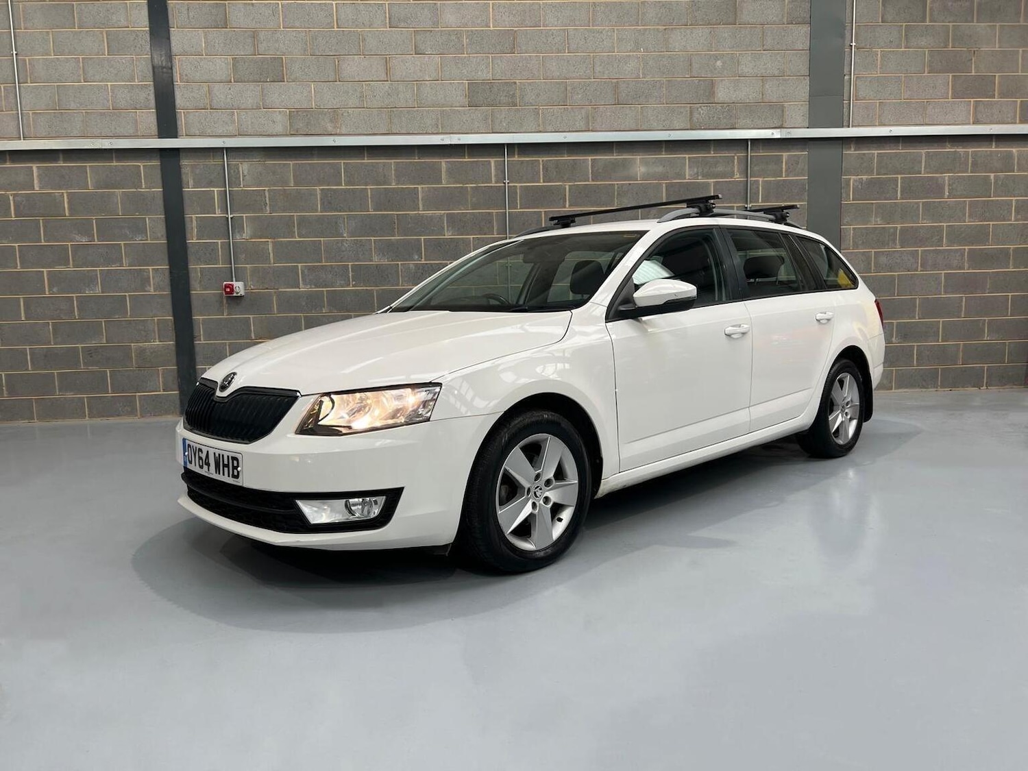 Used Skoda Octavia 2014 for sale - 76945398: Photo 3