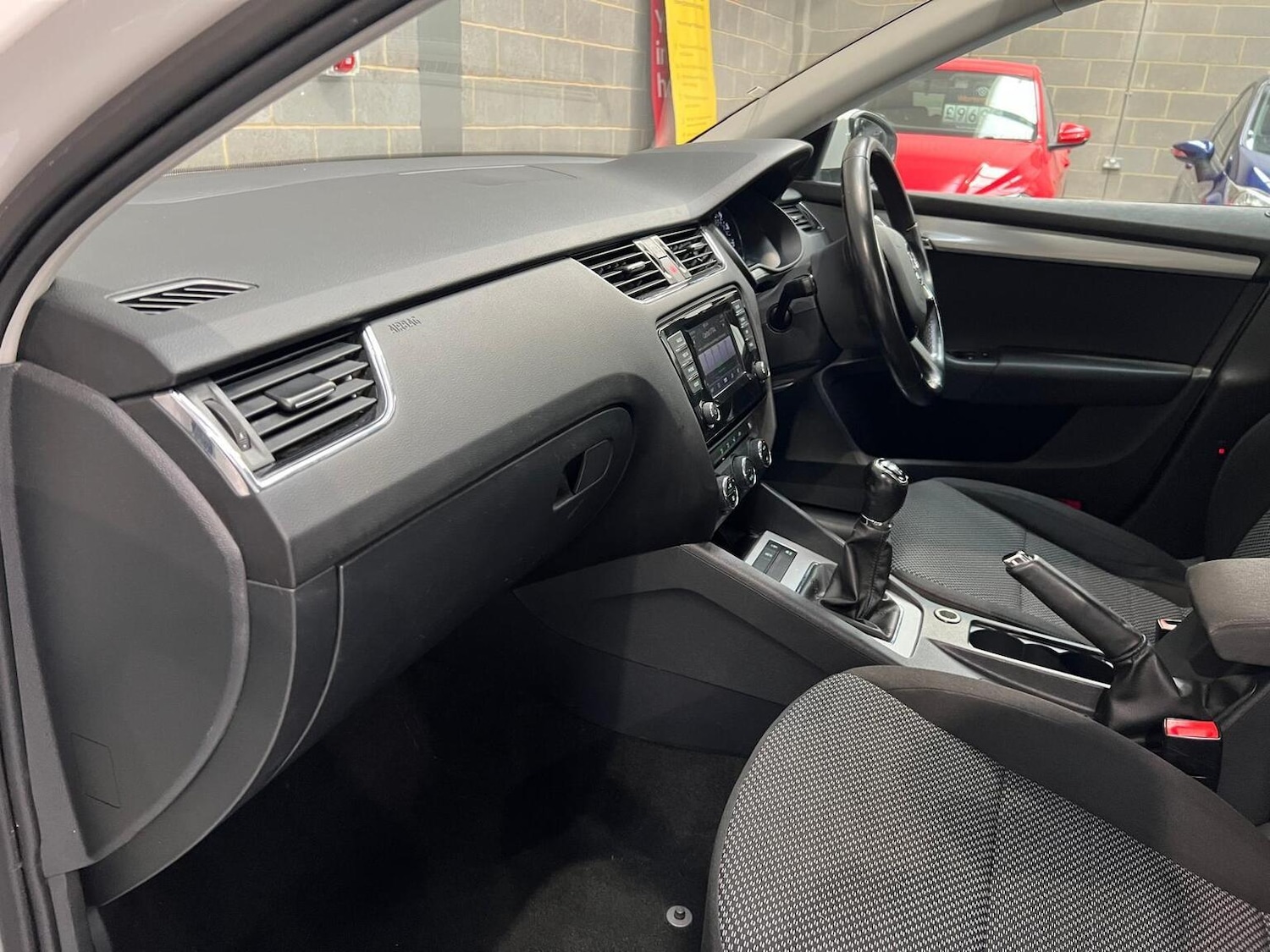 Used Skoda Octavia 2014 for sale - 76945398: Photo 38