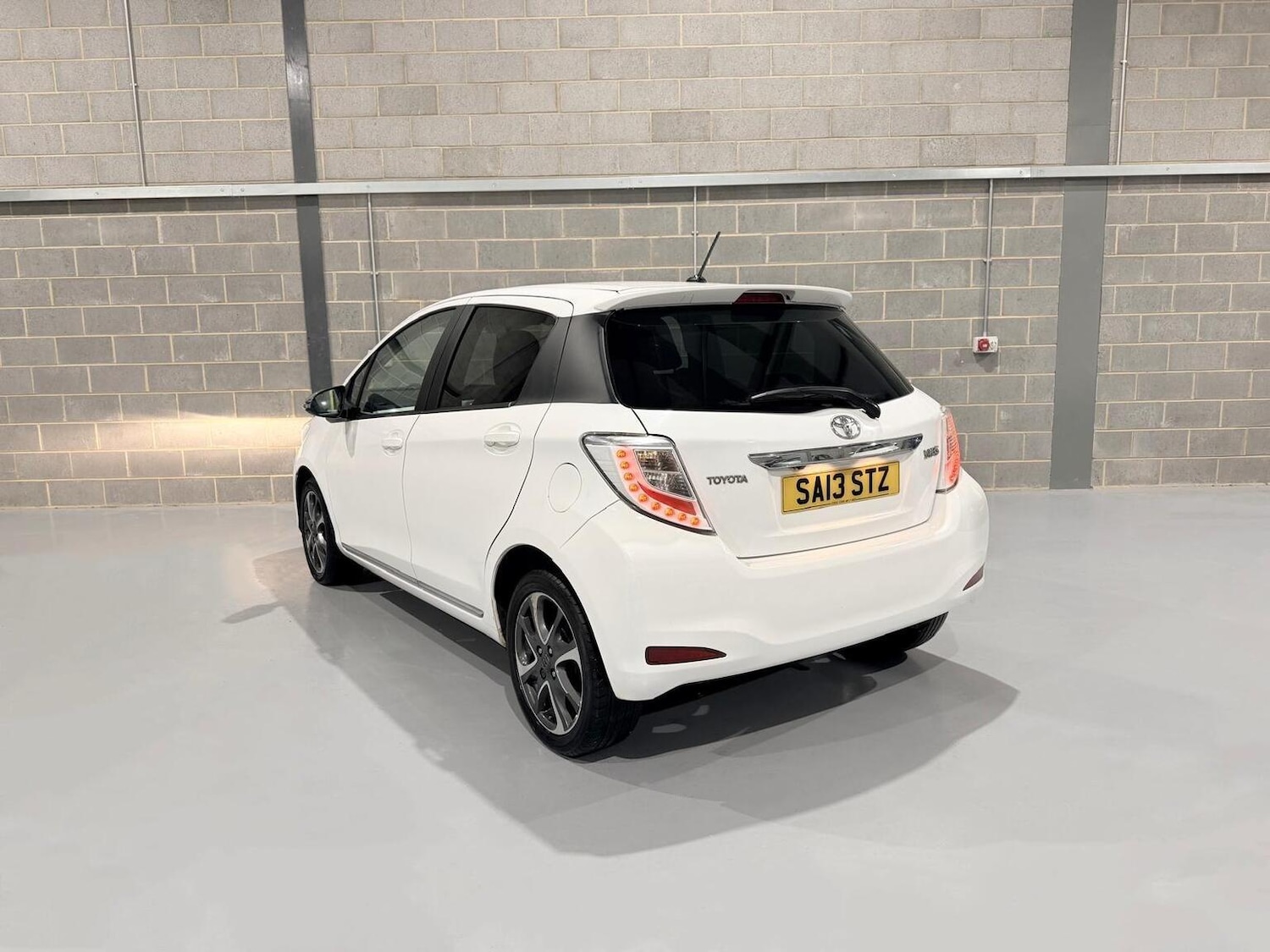 Used Toyota Yaris 2013 for sale - 77453248: Photo 4