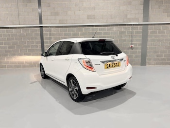 Used Toyota Yaris 2013 for sale - 77453248: Photo