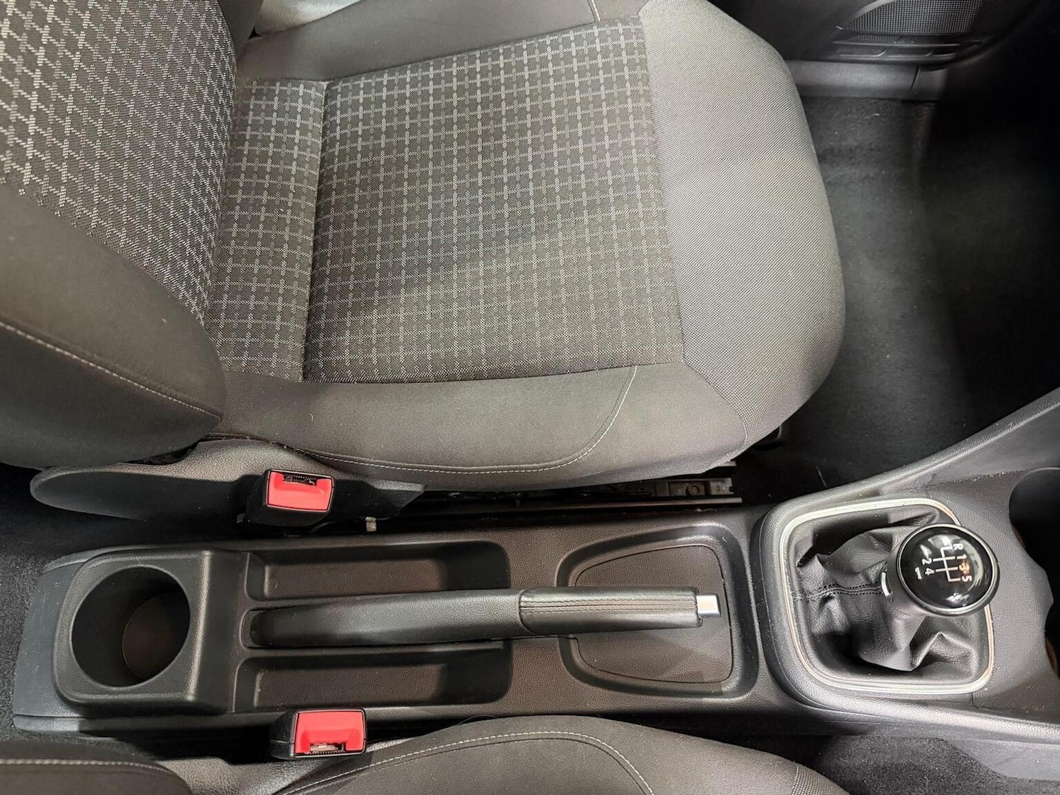 Used Volkswagen Polo 2015 for sale - 77888426: Photo 13