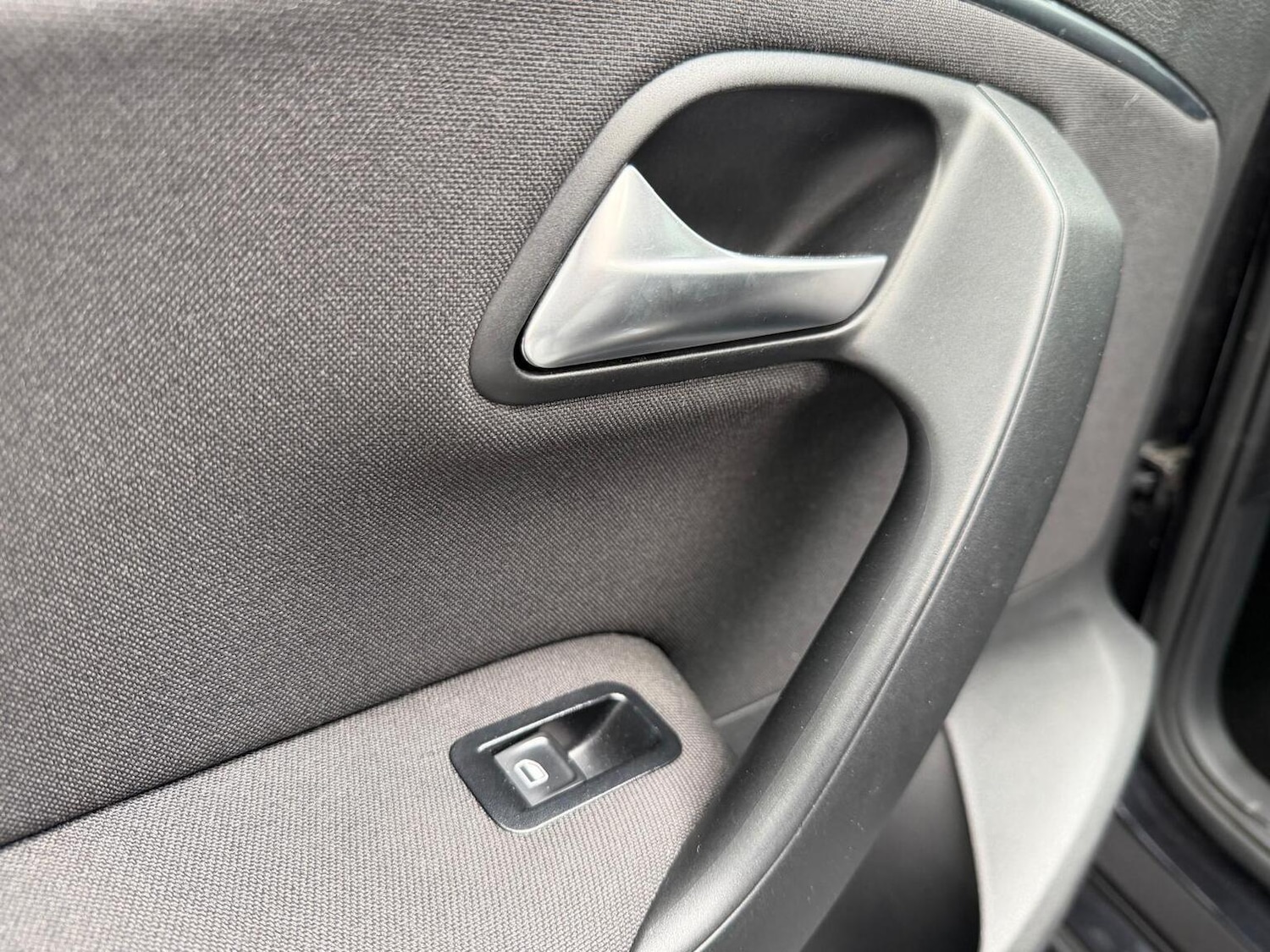 Used Volkswagen Polo 2015 for sale - 77888426: Photo 50