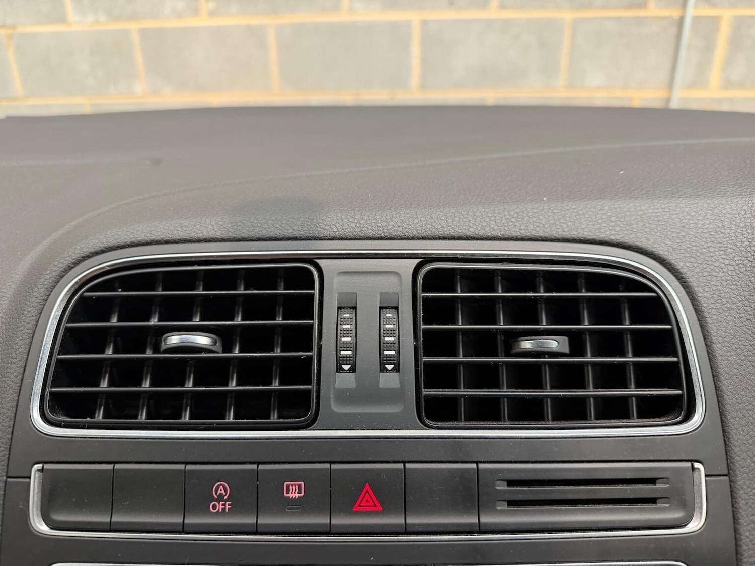 Used Volkswagen Polo 2015 for sale - 77888426: Photo 52