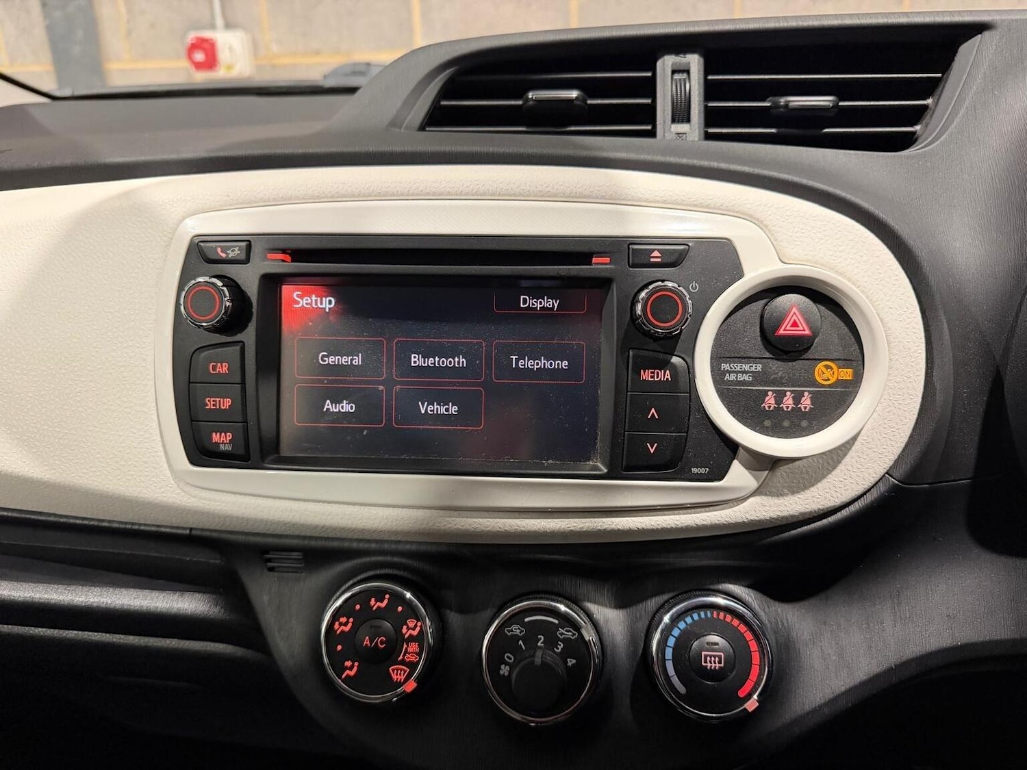 Used Toyota Yaris 2013 for sale - 77113118: Photo 34