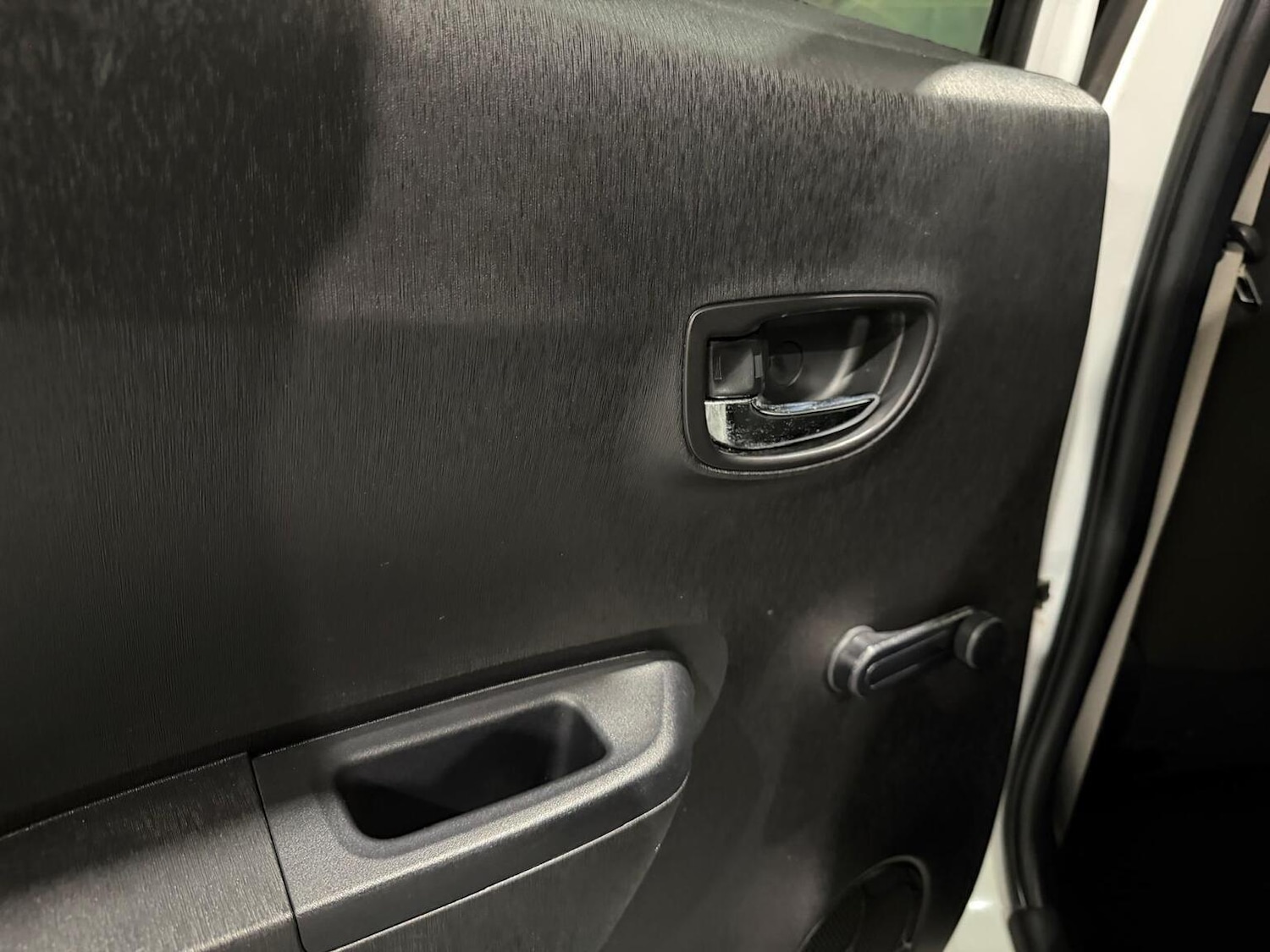 Used Toyota Yaris 2013 for sale - 77113118: Photo 53