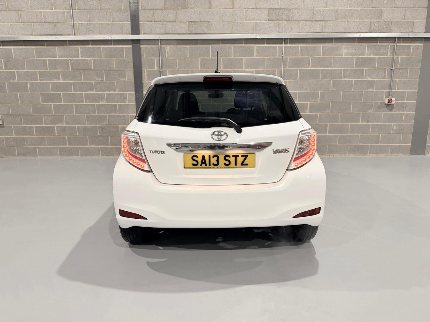 Used Toyota Yaris 2013 for sale - 77113118: Photo 7