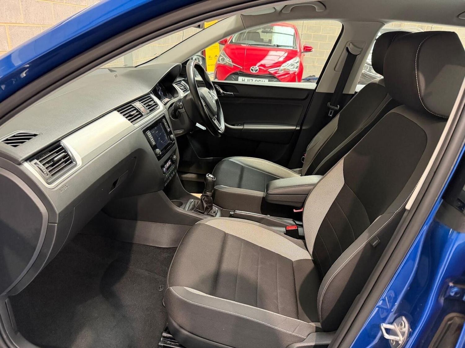 Used Skoda Rapid Spaceback 2017 for sale - 77802660: Photo 50