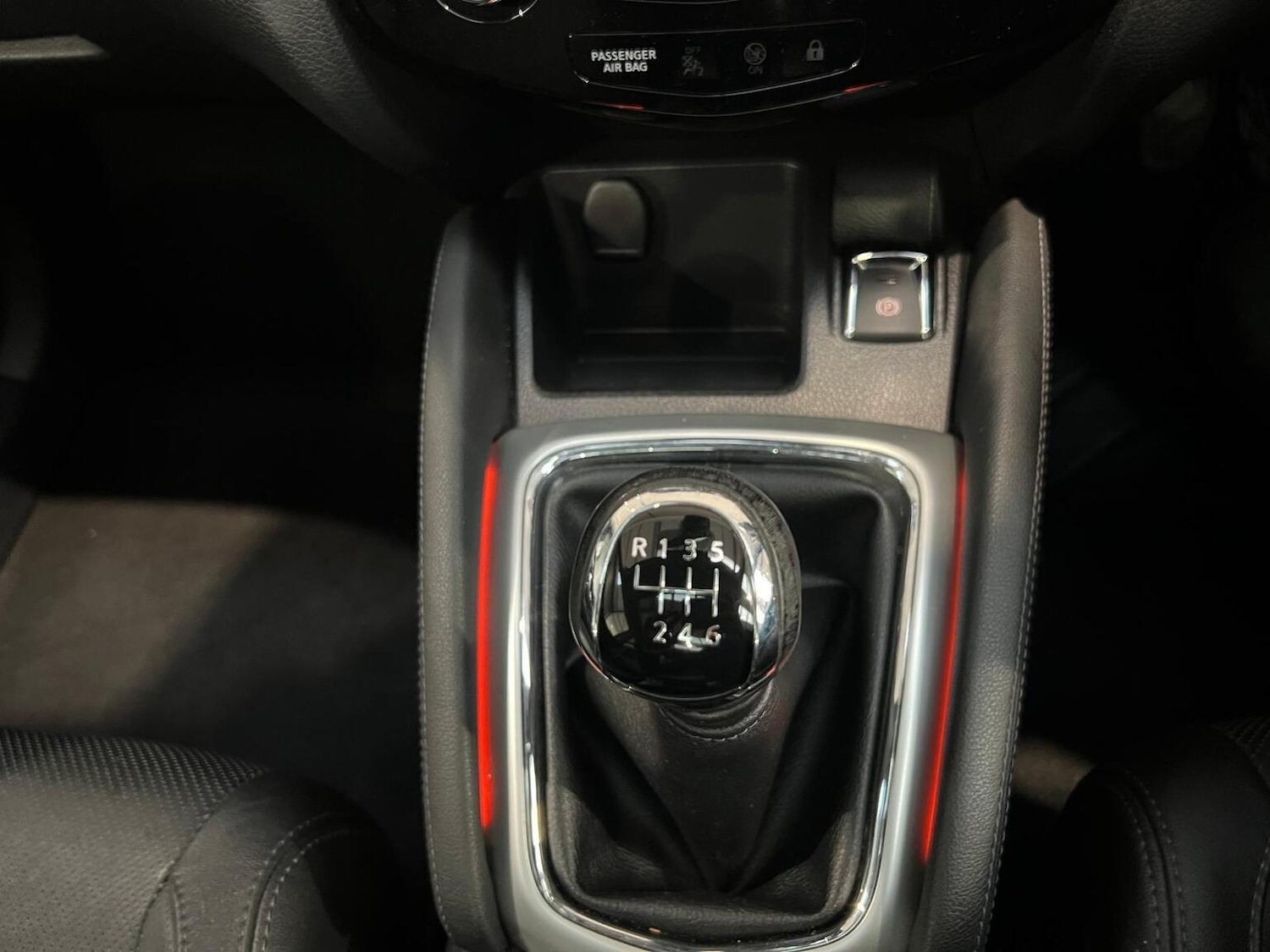 Used Nissan Qashqai 2015 for sale - 76945394: Photo 10