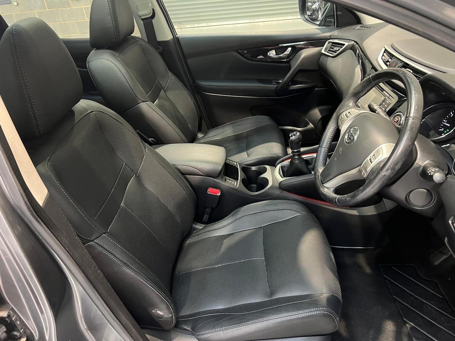 Used Nissan Qashqai 2015 for sale - 76945394: Photo 11