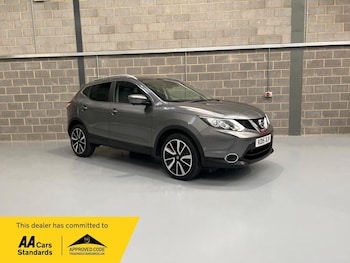 Used Nissan Qashqai 2015 for sale - 76945394: Photo