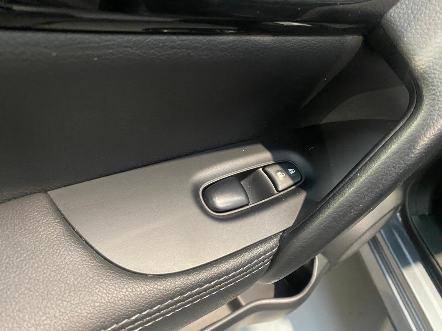 Used Nissan Qashqai 2015 for sale - 76945394: Photo 21