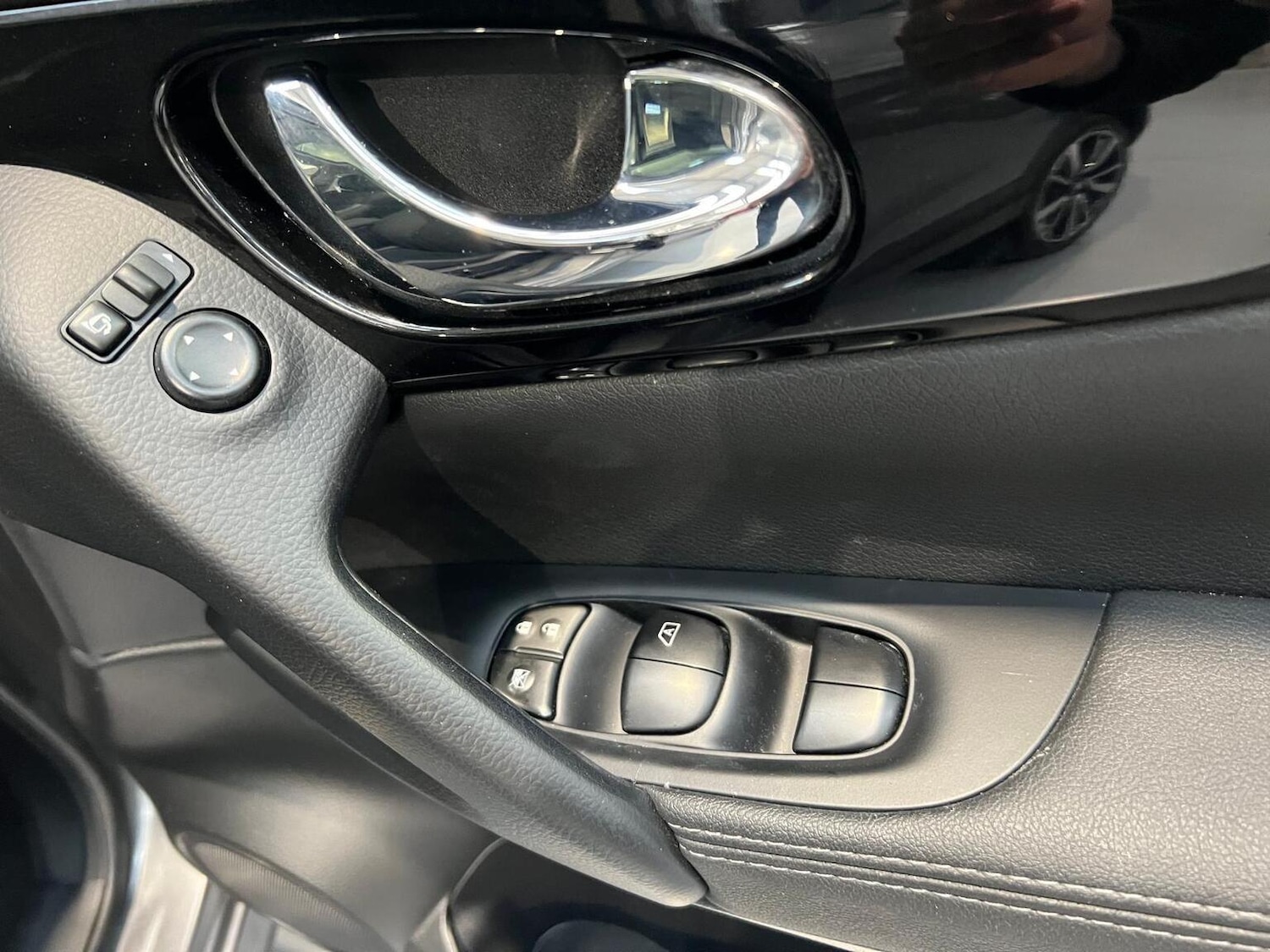 Used Nissan Qashqai 2015 for sale - 76945394: Photo 24