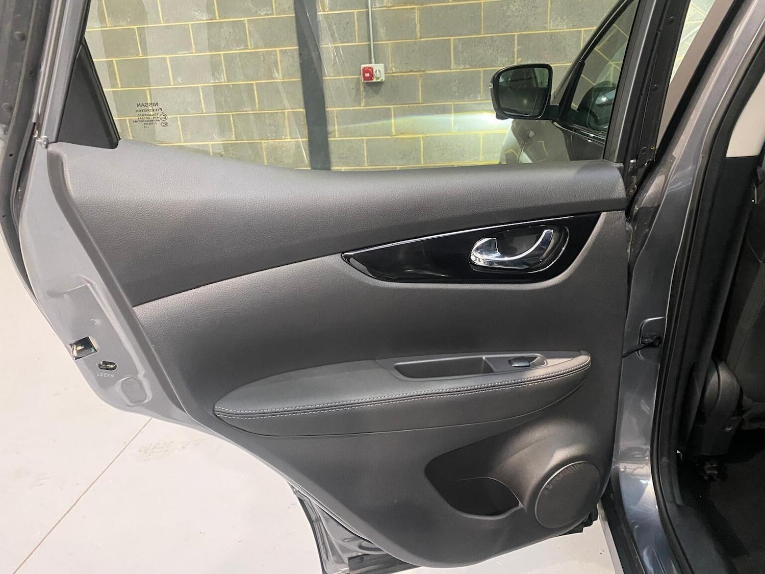 Used Nissan Qashqai 2015 for sale - 76945394: Photo 28