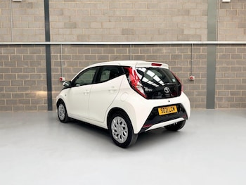 Used Toyota AYGO 2021 for sale - 78383319: Photo
