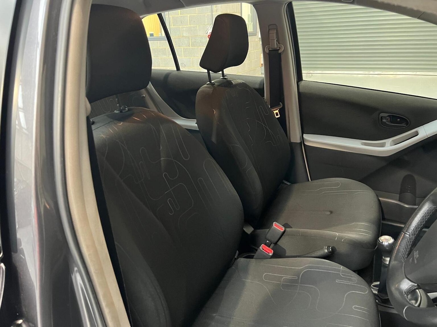 Used Toyota Yaris 2009 for sale - 76945392: Photo 11