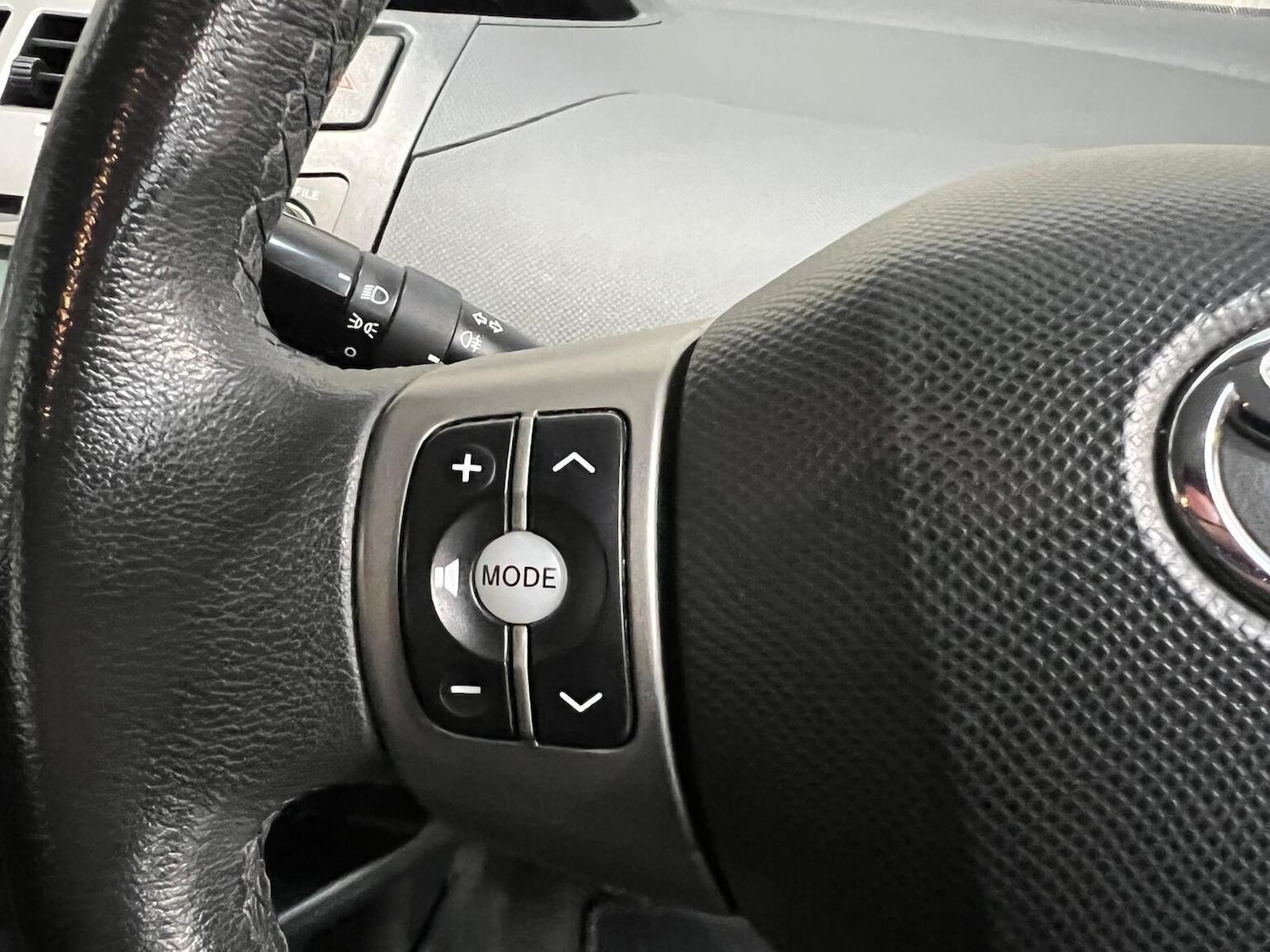 Used Toyota Yaris 2009 for sale - 76945392: Photo 17